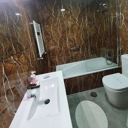 דירה Bus Station Flat בראגה