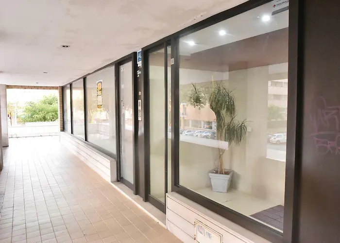 Apartment Bus Station Flat *