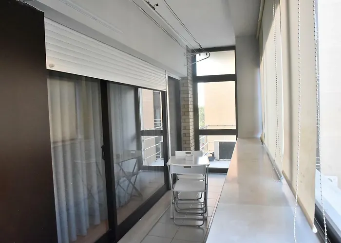 Bus Station Flat * בראגה