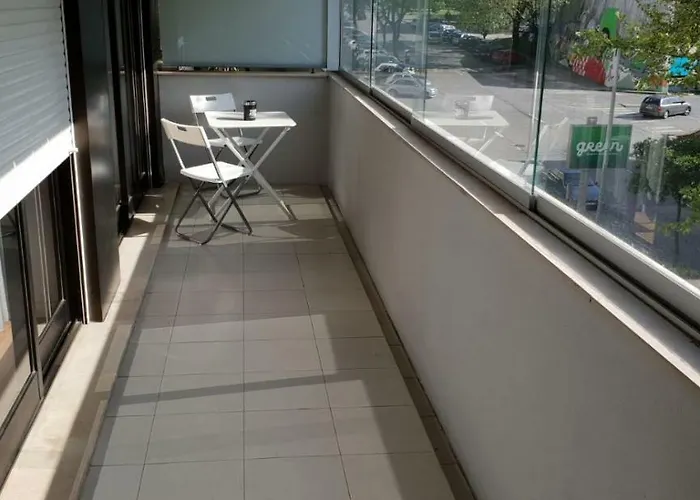 Apartment Bus Station Flat *